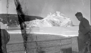 100y_old_negatives_discovered_in_Antarctic_001